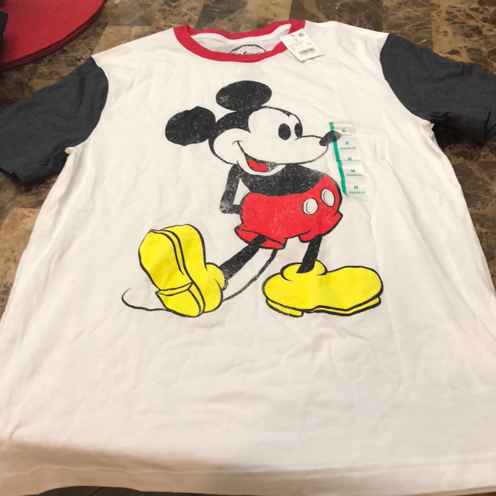 Men’s medium Micky mouse t-shirt